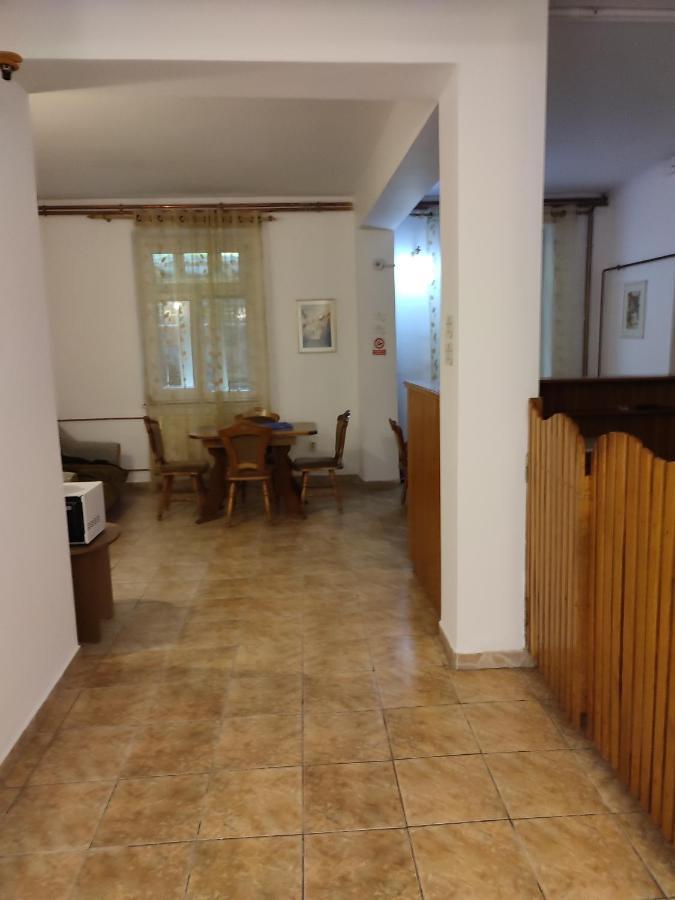 Vila Brazilor Caciulata Buitenkant foto