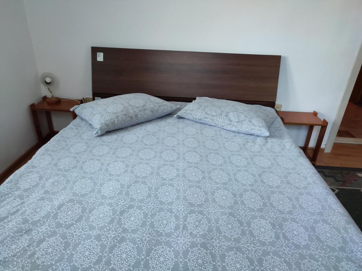 Vila Brazilor Caciulata Buitenkant foto
